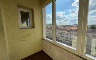 Etaj intermediar. Zona Circumvalatiunii. Disponibil imediat - Poză 7