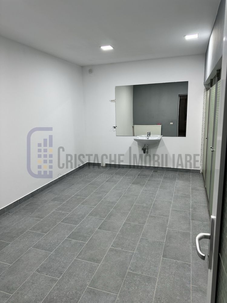 Spatiu comercial, open space, pana la 230 m², vestiar si dusuri in locatie - Poză 9