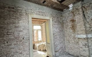 Imobil singur curte - Iulia Hasdeu 14 - de renovat. - Poză 12