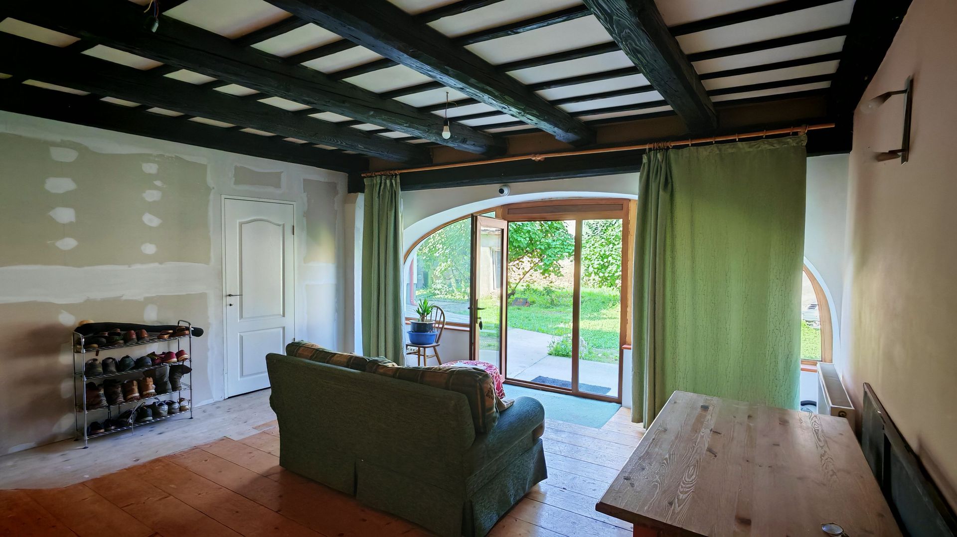 CASA SASEASCA comuna VULCAN,zona foarte buna,teren 3000 mp - Poză 11