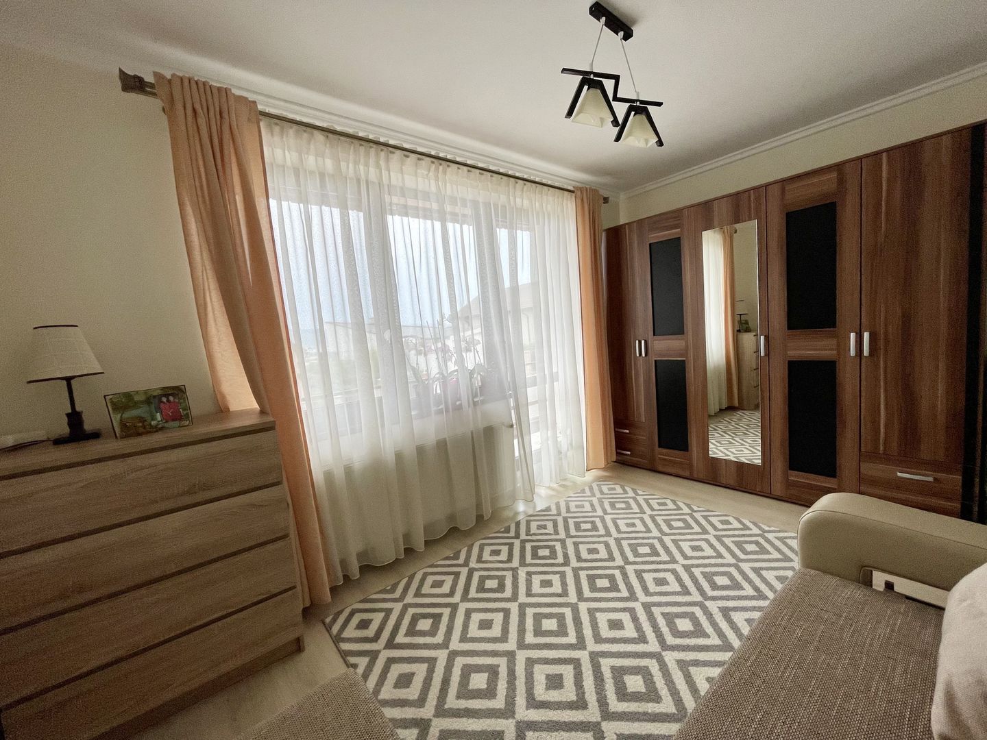 Casa de inchiriat pe str.Voronet - Poză 32