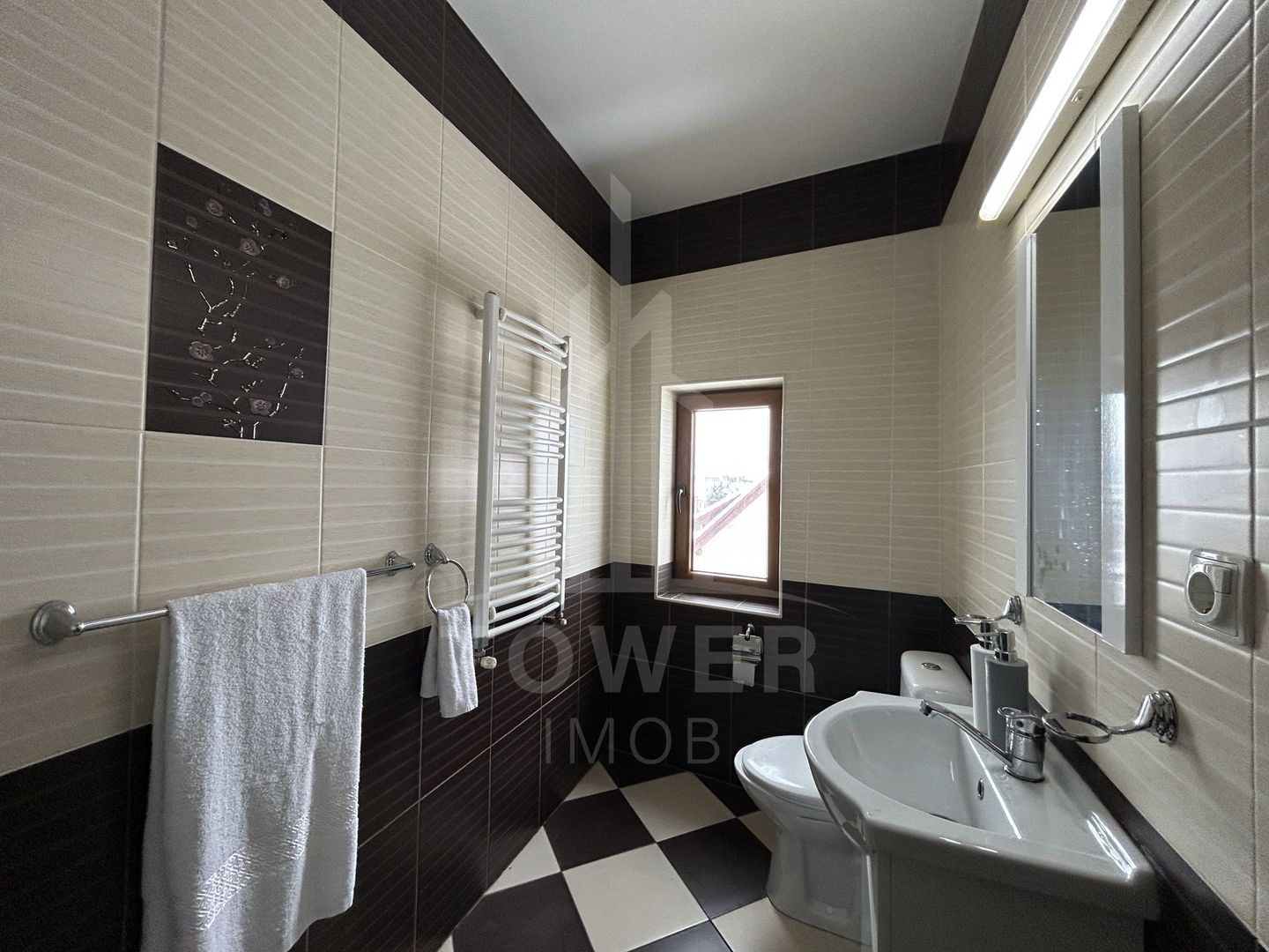 Spatii de birouri de închiriat Etaj + Mansardă 180 mp | 7 Camere cu 7 Băi - Poză 6