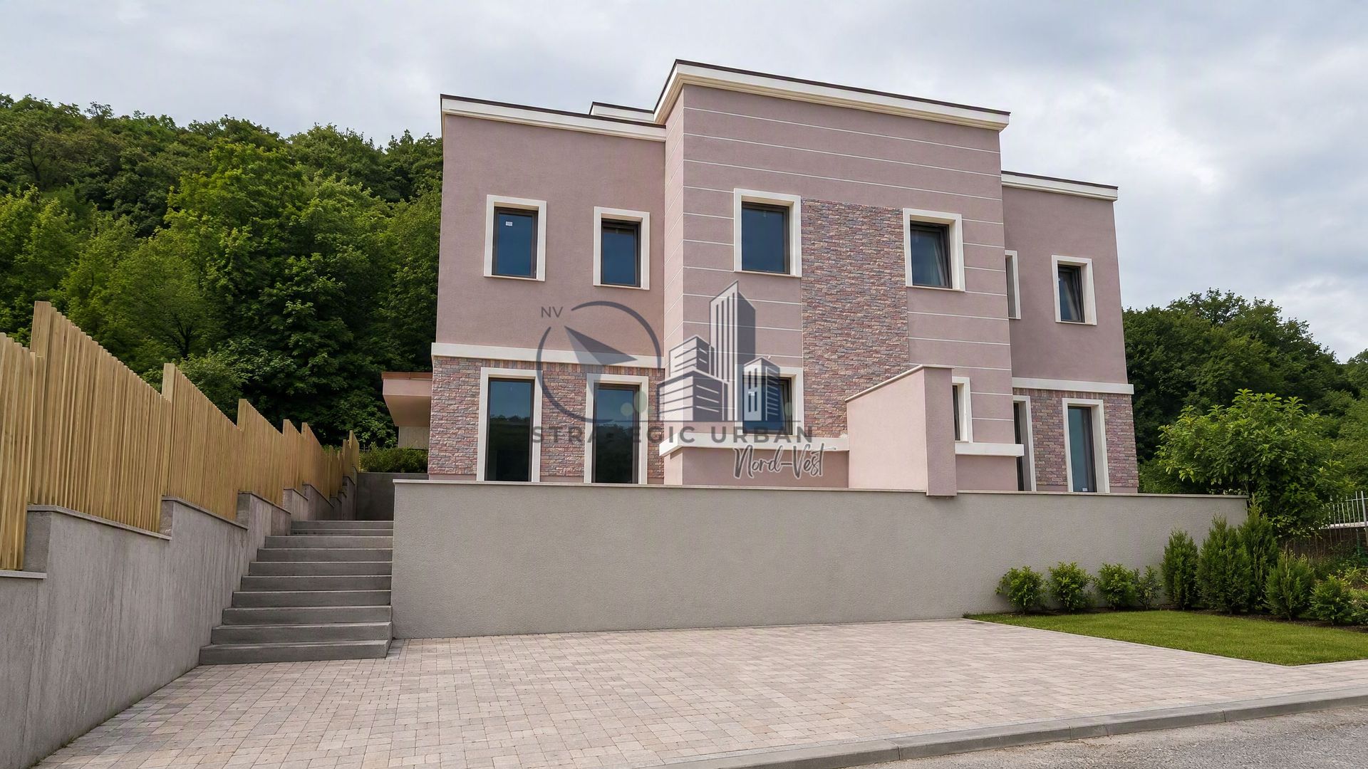 Duplex semifinisat, zona Vivo - Poză 1