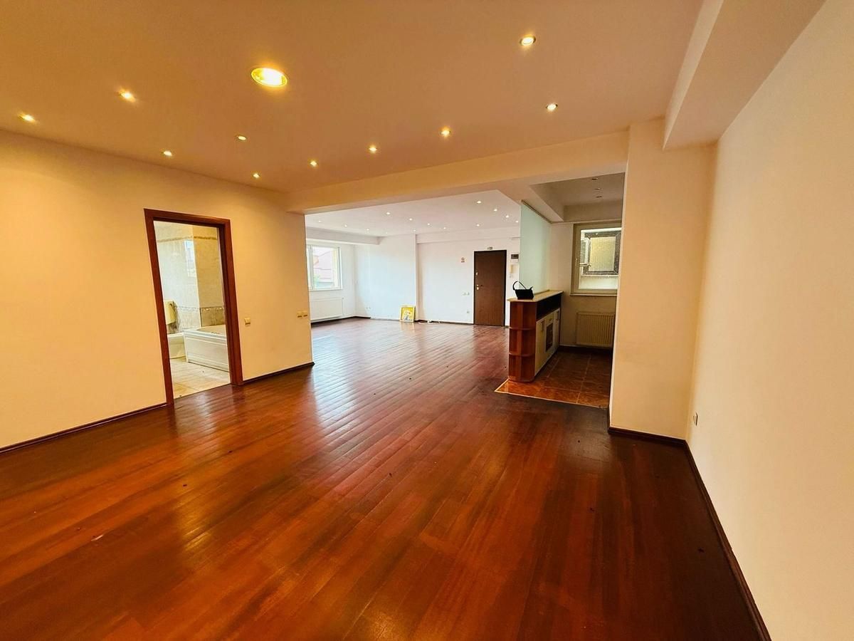 Apartament 4 Camere | 131 mp | Loc de parcare inclus - Poză 1