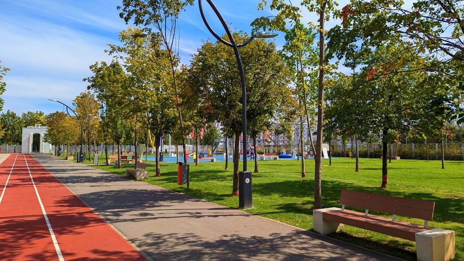 Apartament decomandat cu 3 camere si balcon - zona Bd Metalurgiei - Poză 17
