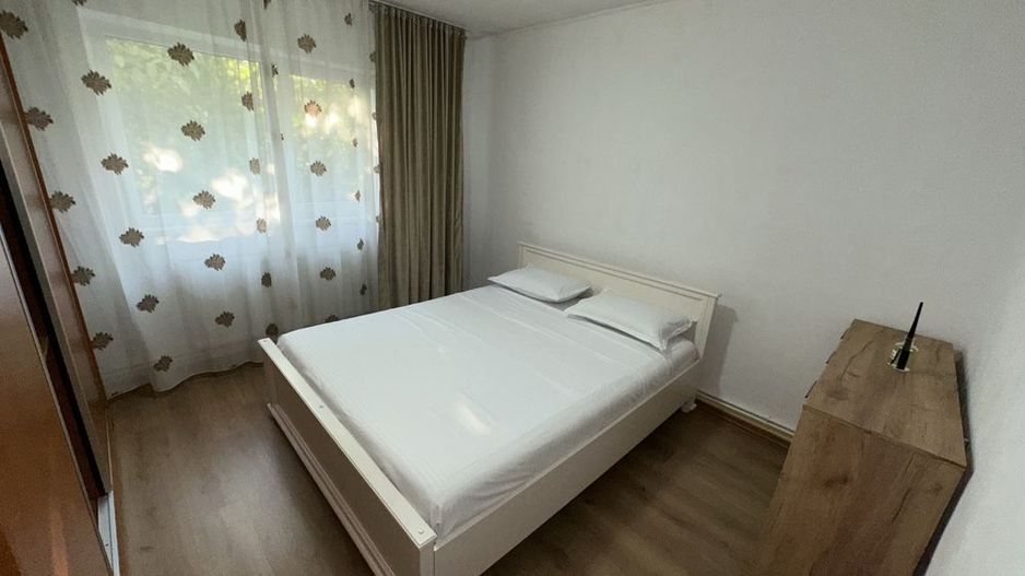 APARTAMENT 3 CAMERE DE ÎNCHIRIAT, POARTA 6 - Poză 3