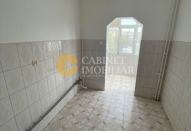 Etaj 3 apartament cu 2 camere decomadat zona Mircea-Galata - Poză 7
