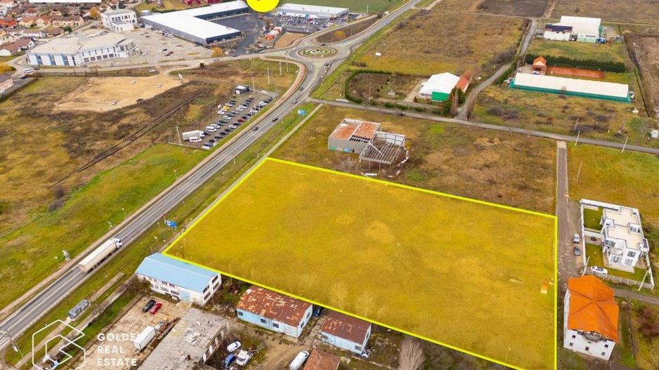 Oportunitate!Teren intravilan 10.000mp,Vladimirescu,perfect pentru bloc sau hala - Poză 1