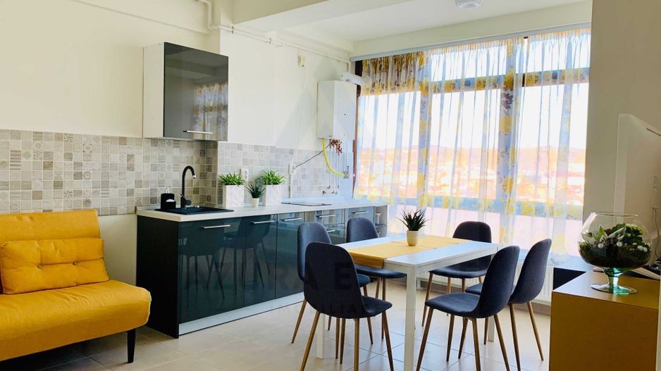 Apartament modern complet utilat 3 camere 70 mp utili Central - Poză 3