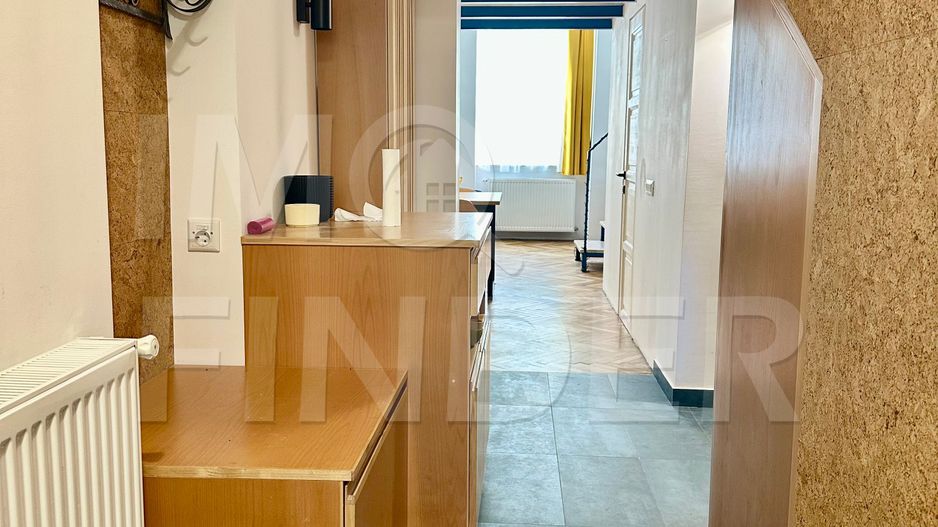 Studio cochet cu zonă de dormit și curte interioară, în centrul Clujului - Poză 11