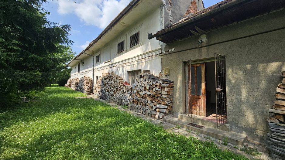 Cristian aproape de Primarie casa saseasca teren 1400 mp - Poză 2