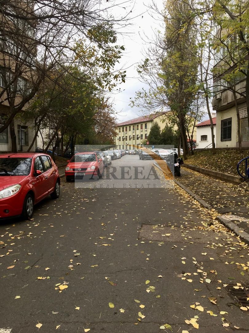 DE VÂNZARE- 2 camere decomandat - etajul 1/4 - Văcărești - Poză 20