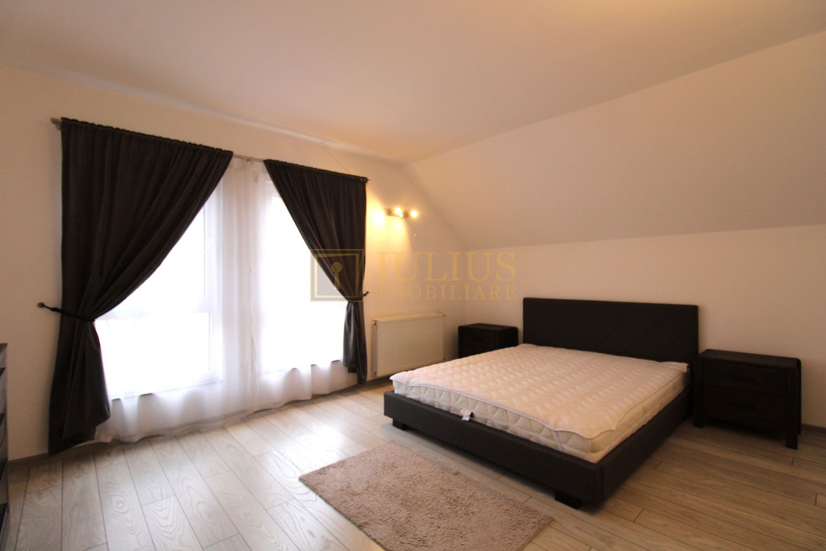 Casa individuala, zona Brytim, 4 camere + 2 bai, centrala proprie. - Poză 20