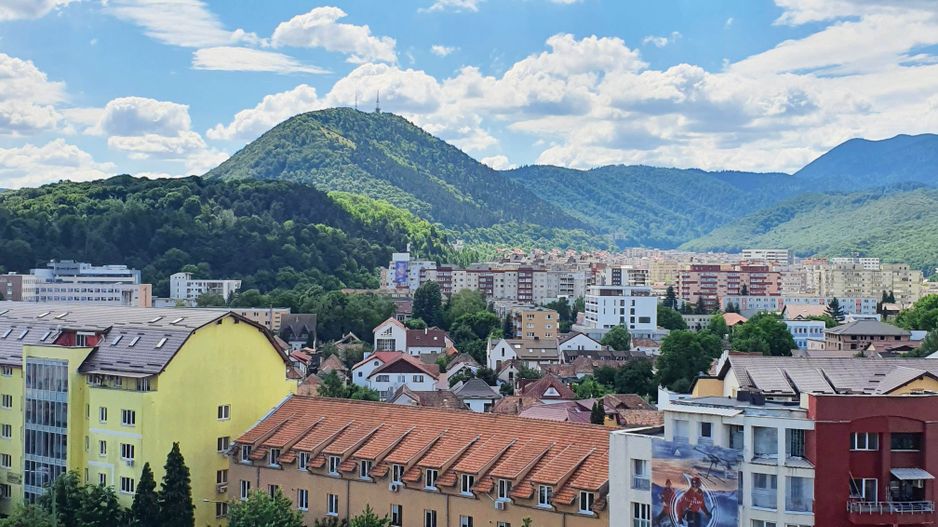 Gemenii, apartament 2 camere,confort 1, priveliste deosebita,liber - Poză 1