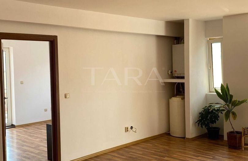 Apartament spațios cu balcon generos în Borhanci, Cluj-Napoca - Poză 3