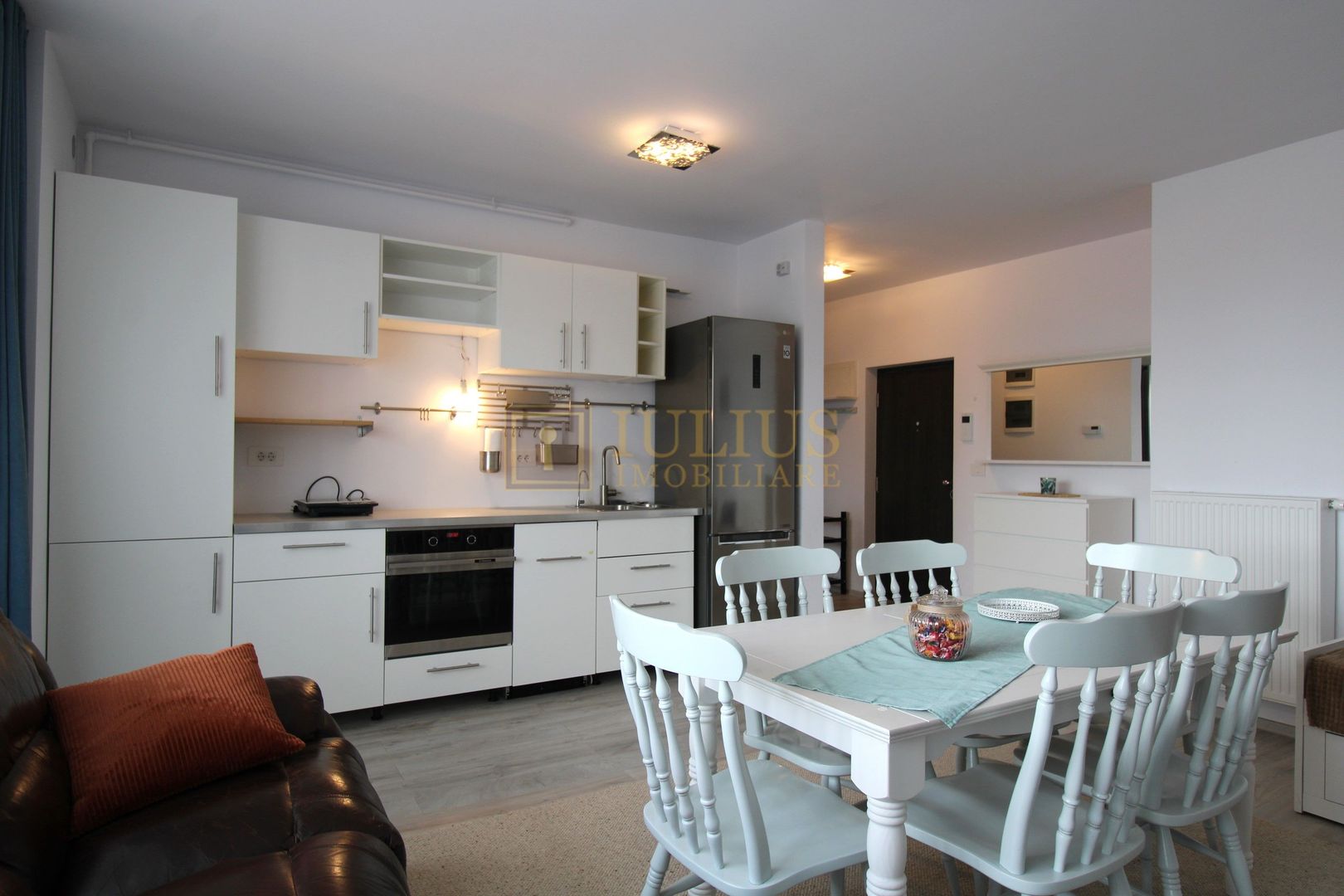 Complex Iris -Torontalului,  amenajat modern, loc parcare inclus. - Poză 1