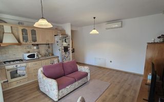 Apartament cu 4 camere de vânzare în Florești, zona Tăuțului. - Poză 1
