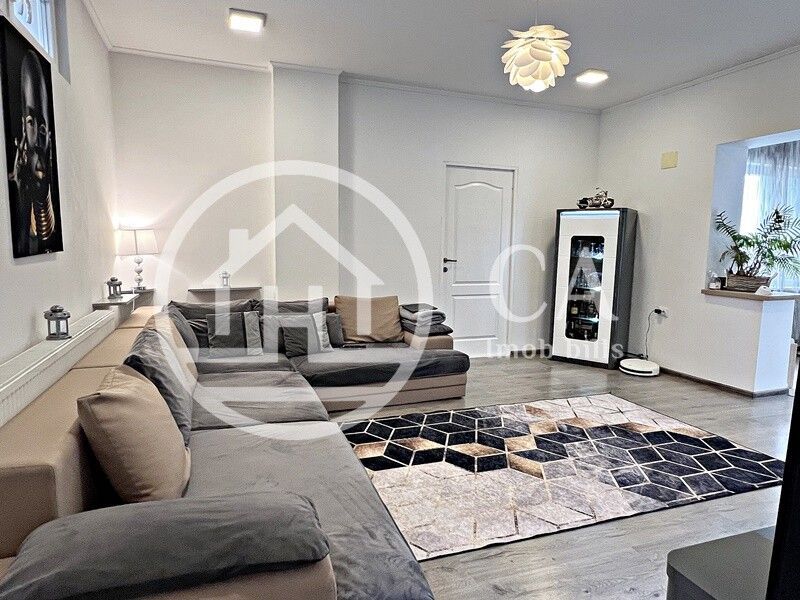 Casa de vanzare cu 3 camere in zona Gheorghe Doja, Oradea - Poză 2