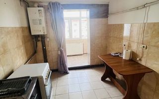 Apartament 3 camere decomandat, Alexandru cel Bun, Iași - 107.000 EUR - Poză 2
