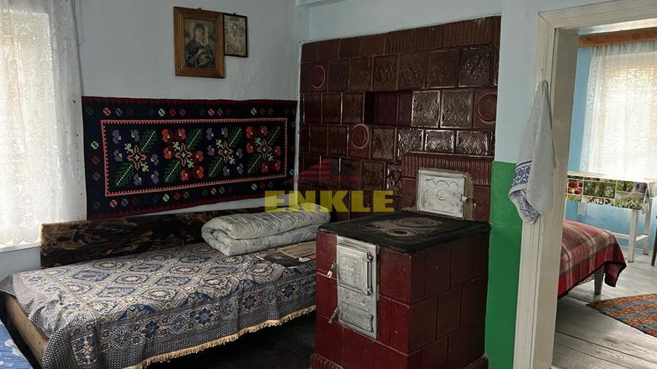 De vânzare casă bătrânească cu anexă in Oneaga - Poză 2