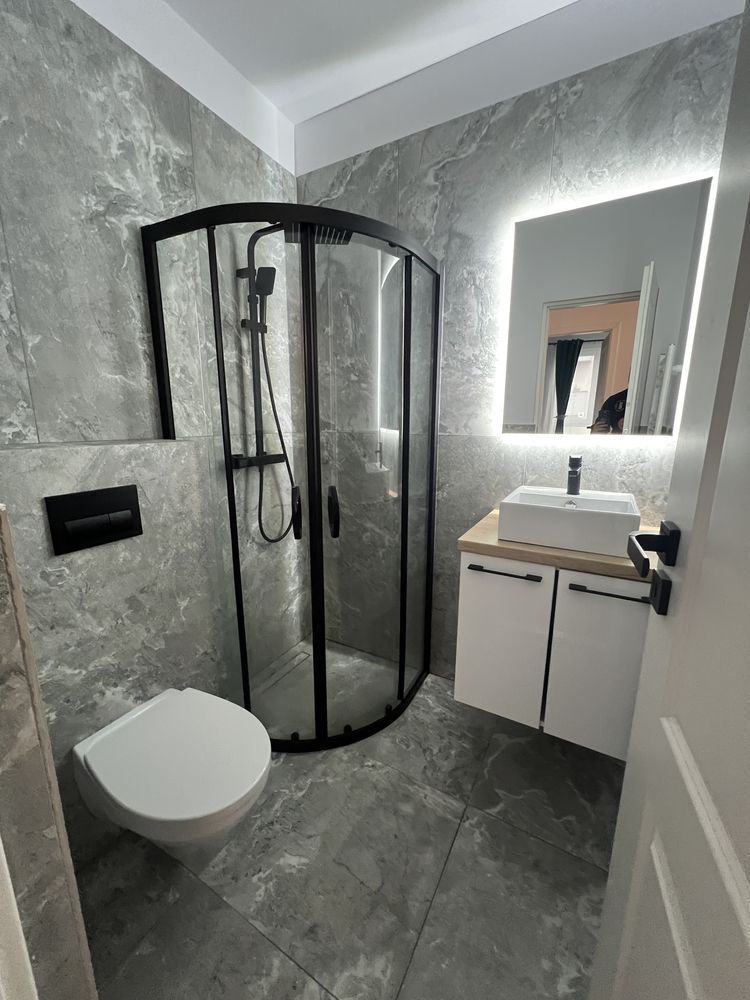 Vand apartament 2 camere - Poză 2