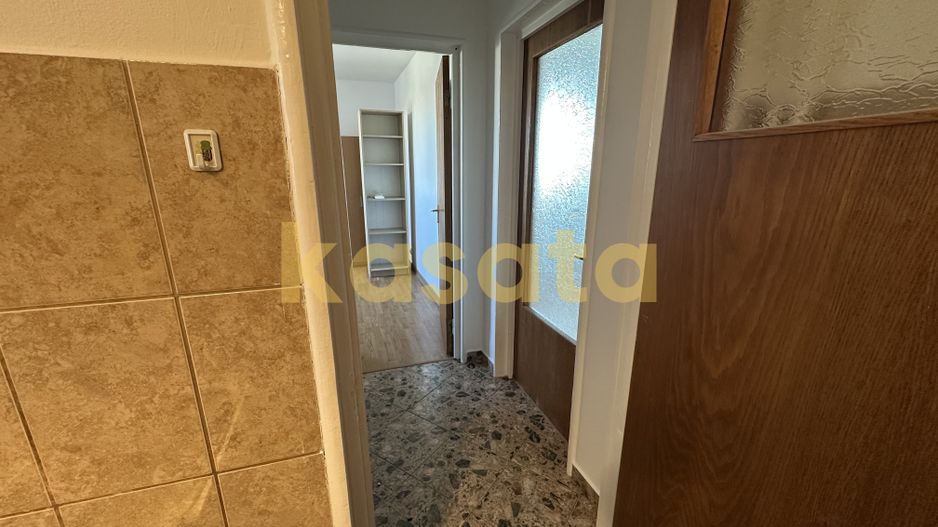 2 Camere | Renovat| Toate mijloacele de transport | Etaj Intermediar - Poză 9