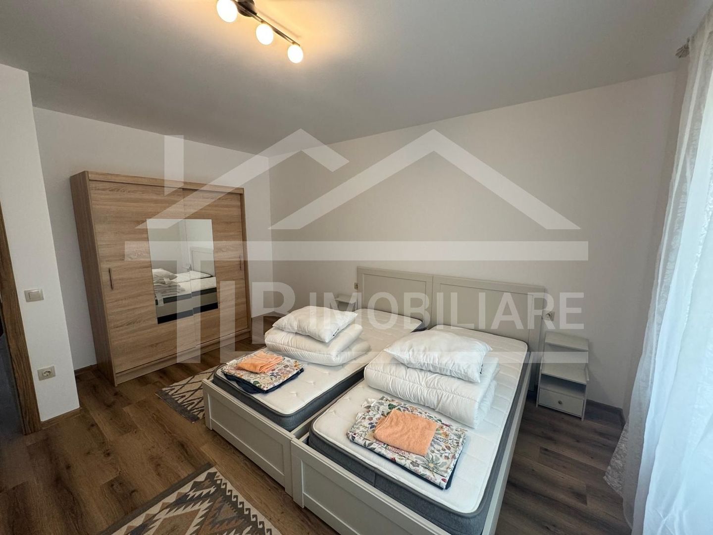 Casa individuala cu 5 camere, 100 mp, Zona Sangiorgiu de Mures - Poză 5