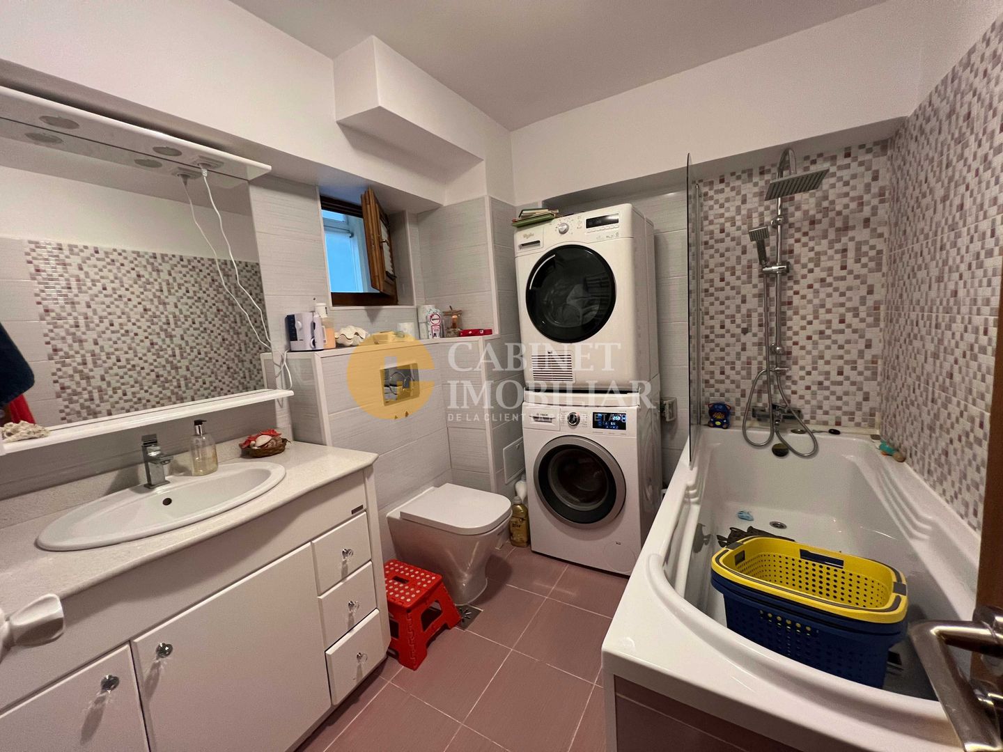 Etaj 1 Apartament 4 Camere Decomandat Nicolina Lidl Bloc 1990 - Poză 5