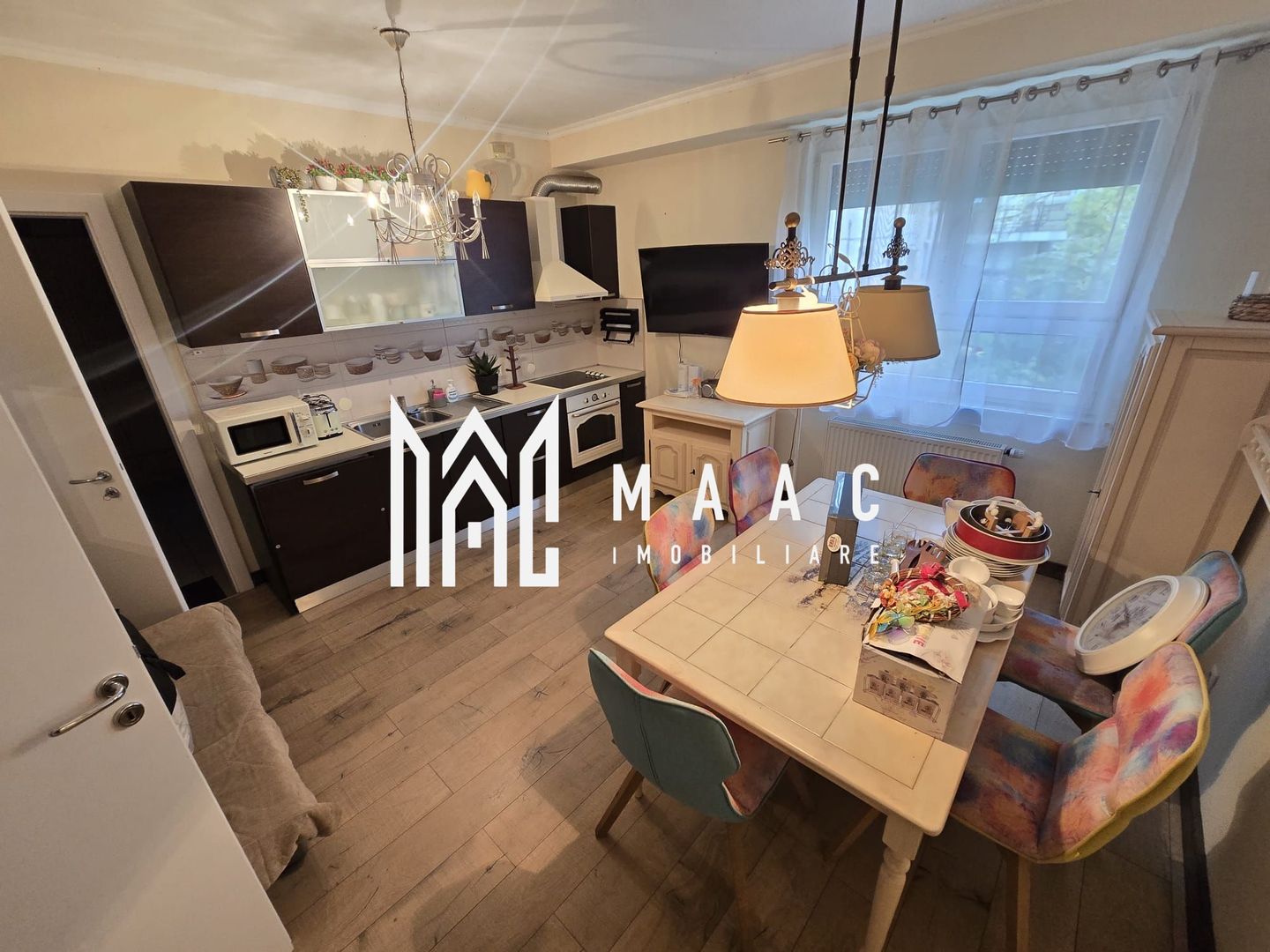 Apartament superb cu gradina zona Sub Arini - Poză 6