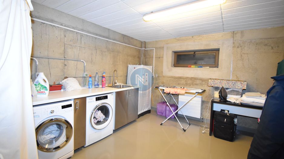 Vila unicat  Casin plus Imobil anexat - Poză 35