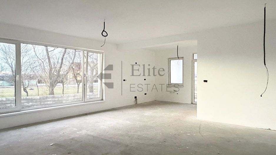 Casa noua cu 4 camere la 6 km de Oradea - Poză 4