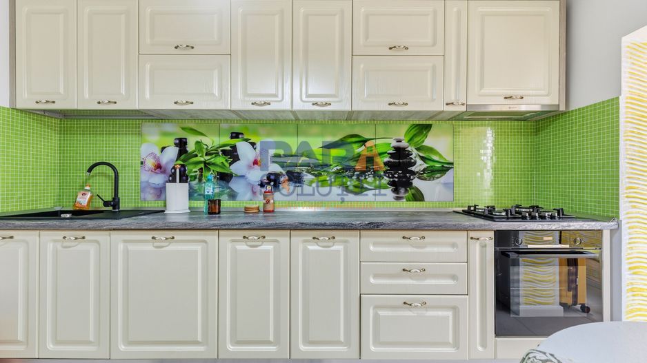 Apartament spațios cu 4 camere - renovat modern, mobilat și utilat - Poză 16