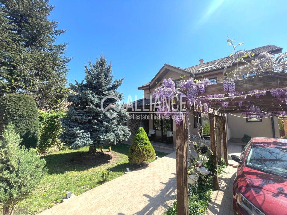 COICIU (Cod 01) Armonie și Eleganță pentru Două Generații! - Poză 49