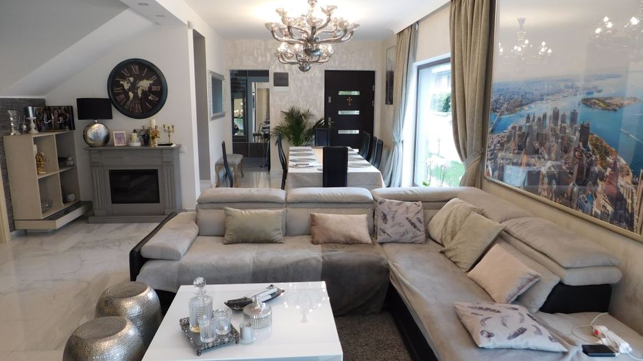 Casa moderna Cartier Dambu Rotund | La Cheie - Poză 3