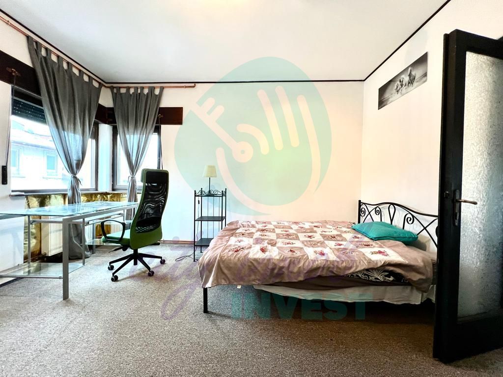 Apartament in bloc boutique- Centrala Proprie-Loc parcare - Poză 5