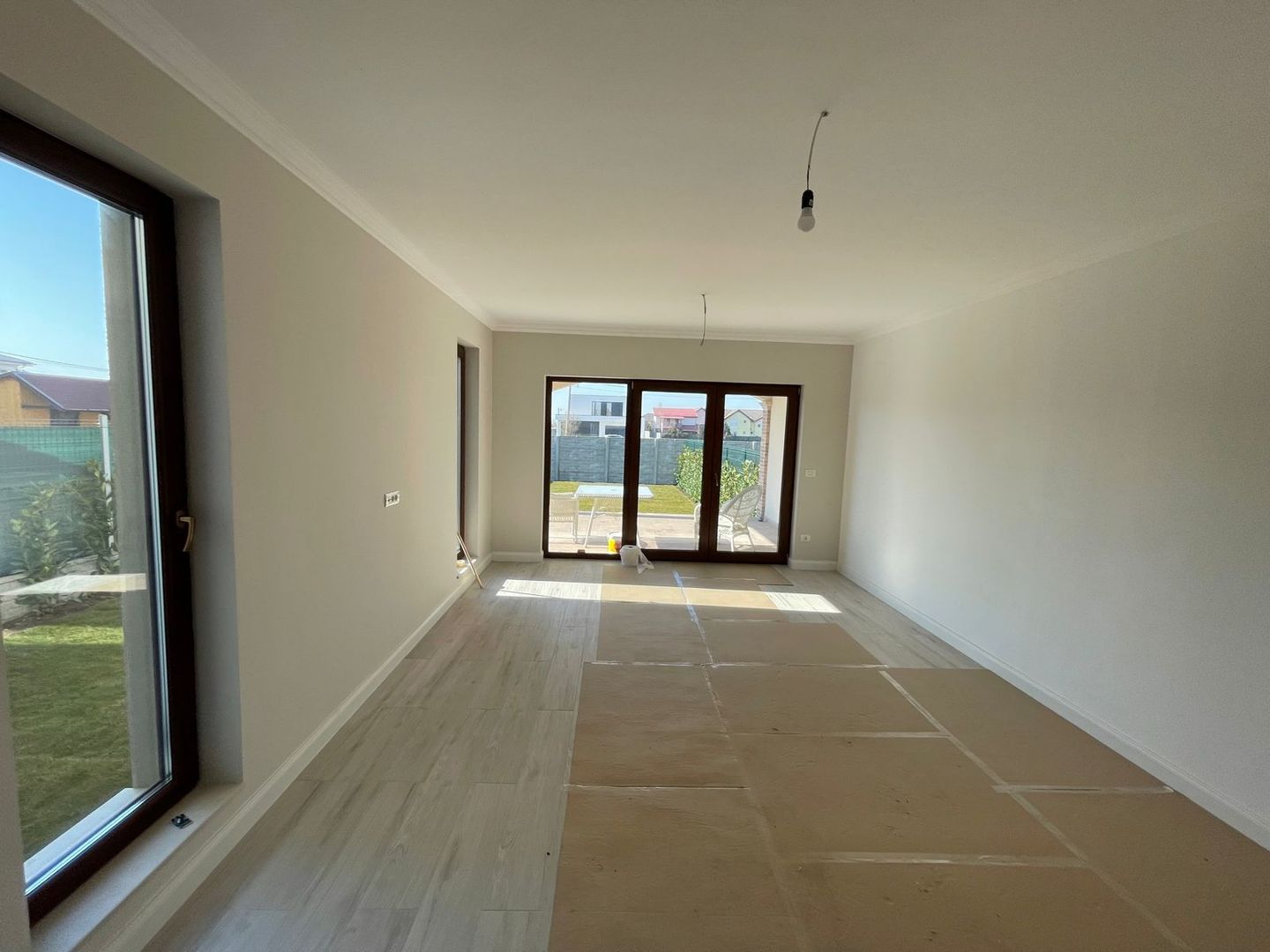 Duplex cu carport Dumbravita - IKEA - Poză 3