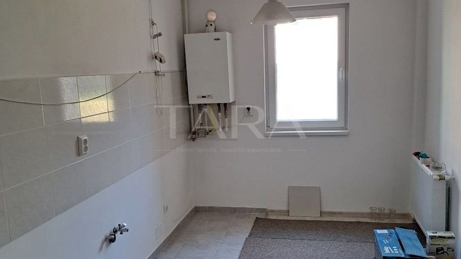 Vânzare Apartament 1 Cameră în Baciu. Parcare Subterană Inclusă. - Poză 2