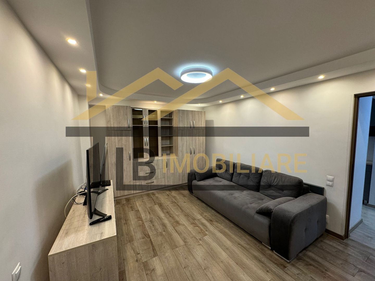 Apartament de 2 camere, 54mp, decomandat, prima inchiriere, Zona Fortuna - Poză 1