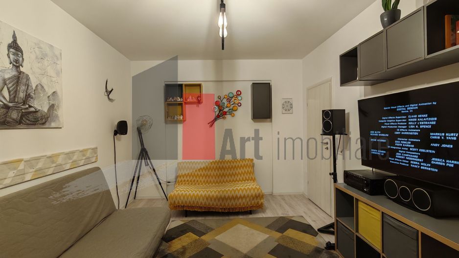 Apartament cu 2 camere de vanzare -Pacii-cu centrala - Poză 3