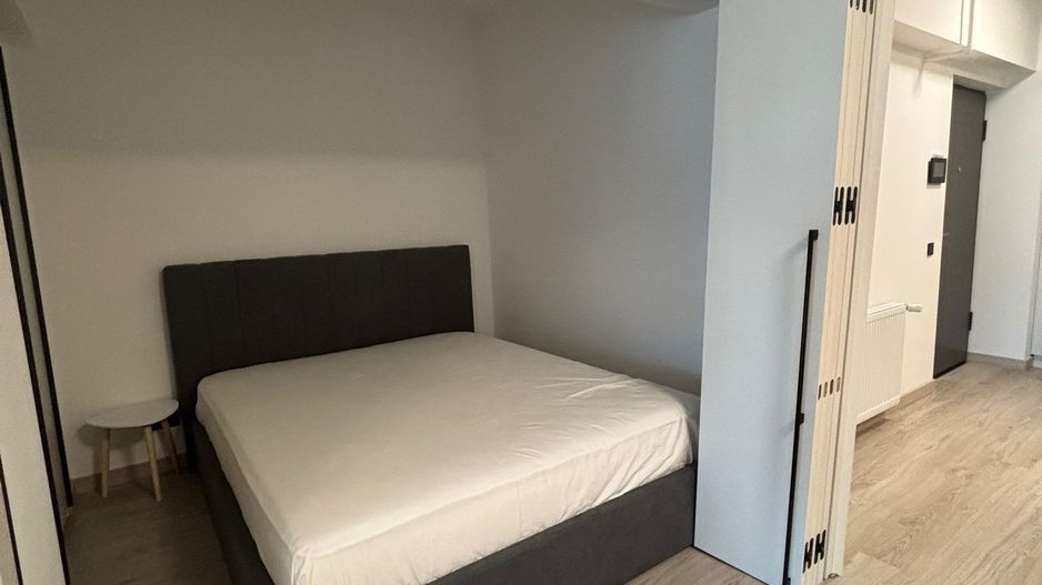 De inchiriat studio , Mall Vitan - Poză 1