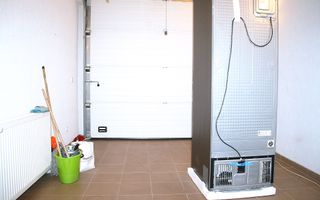 BRANESTI, cu deschidere la Balta Branesti, inchiriere vila 7 camere - Poză 17
