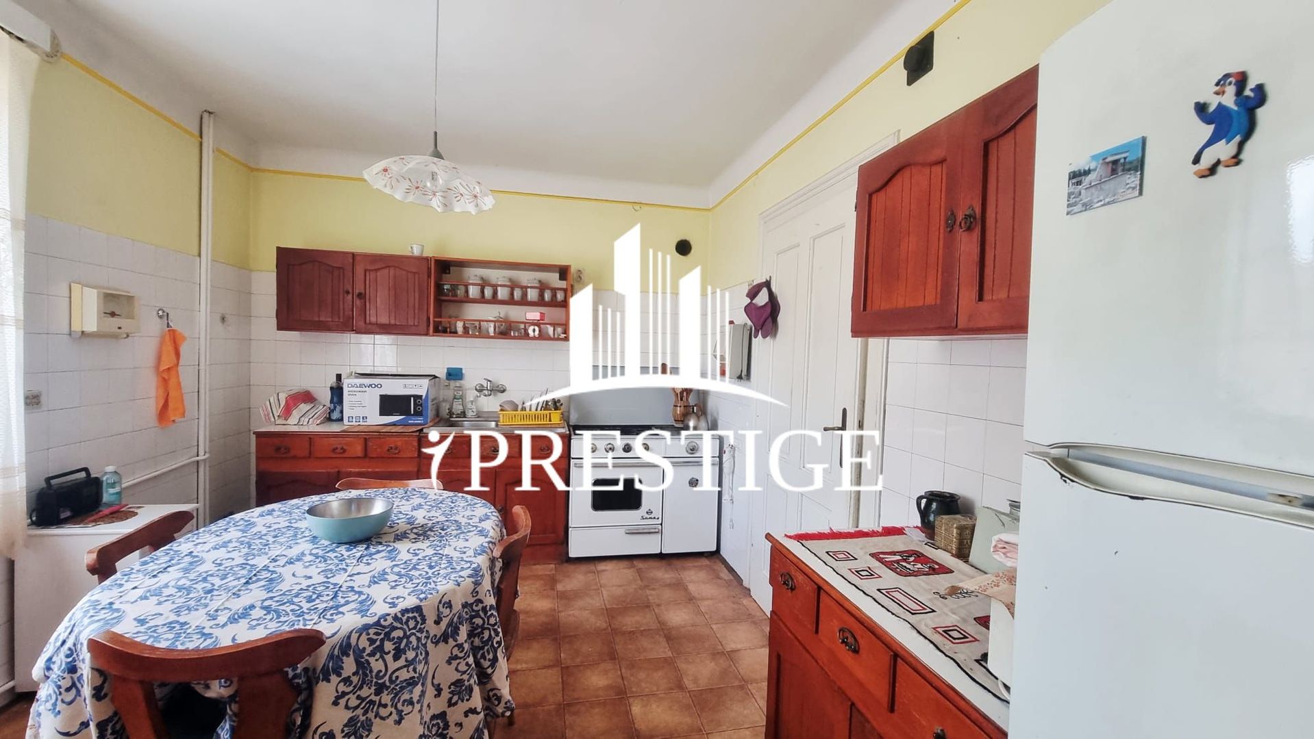CASĂ INDIVIDUALĂ DE VÂNZARE S+P+E, 2 GARAJE, 777MP TEREN, ULTRACENTRAL - Poză 9