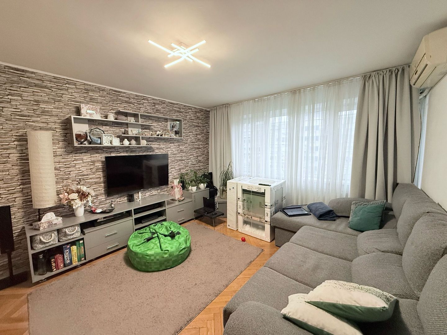 SUPER OFERTA! APARTAMENT MODERN 3 CAMERE METROU ROMANCIERILOR COMISION O!!! - Poză 1