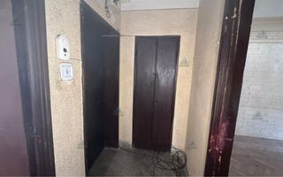 Apartament 3 camere de vânzare – zona centrală/parter - Poză 7