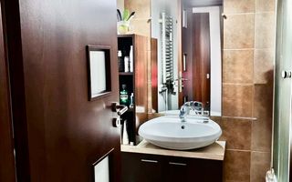 Bloc Rusesc Bucurestii noi vis a vis de metrou Bazilescu boxa - Poză 4