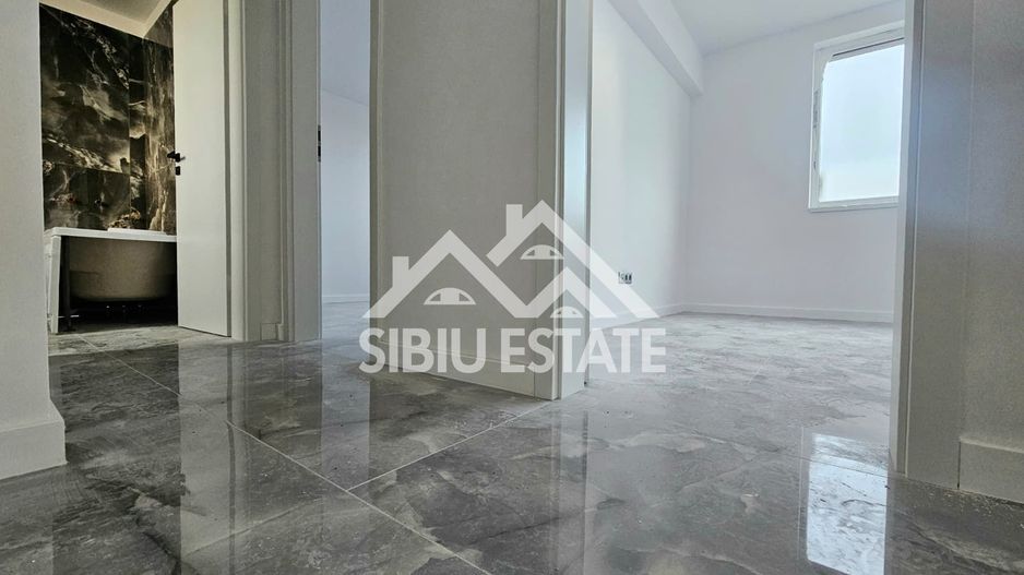Casa 4 camere, 2 bai Sibiu Vest mutare imediata - Poză 3