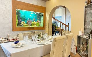 Casa singura in curte ultracentral in Oradea - Poză 3