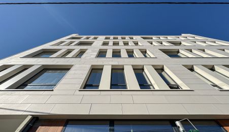 Imobil versatil cu functiuni mixte zona P-ta Mihai Viteazul