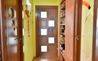 Apartament cu 3 camere de vanzare | Mobilat | Malu Rosu | Comision 0% - Poză 4