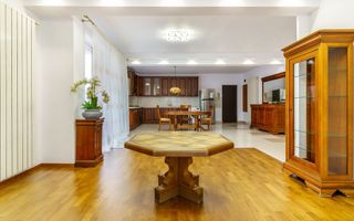 Apartament spațios cu 3 camere și garaj,  zona Bună Ziua - Poză 1